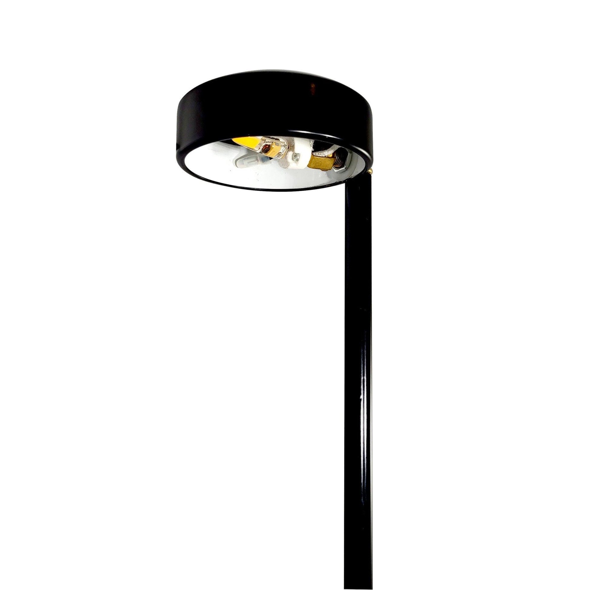Straight Disc LED Pathlight - Silhouette Lights